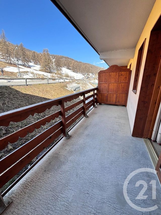 Afficher la photo en grand Appartement T2 à vendre - 2 pièces - 29.74 m2 - RISOUL - 05 - PROVENCE-ALPES-COTE-D-AZUR - Century 21 S.L.P. Immobilier