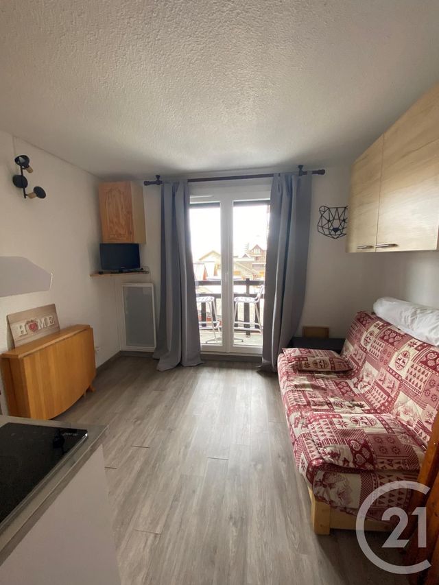 Studio à louer - 1 pièce - 19.0 m2 - RISOUL - 05 - PROVENCE-ALPES-COTE-D-AZUR - Century 21 S.L.P. Immobilier