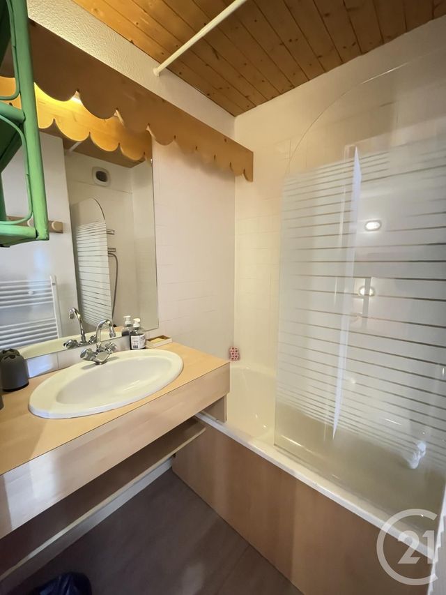 Appartement Studio Cabine à louer - 1 pièce - 26.0 m2 - RISOUL - 05 - PROVENCE-ALPES-COTE-D-AZUR - Century 21 S.L.P. Immobilier