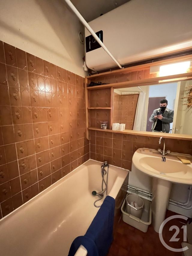 Appartement F2 à louer - 2 pièces - 42.0 m2 - RISOUL - 05 - PROVENCE-ALPES-COTE-D-AZUR - Century 21 S.L.P. Immobilier