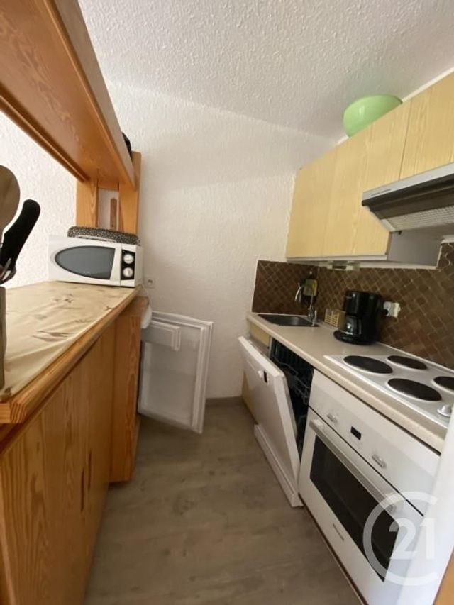 Appartement F2 à louer - 2 pièces - 30.0 m2 - RISOUL - 05 - PROVENCE-ALPES-COTE-D-AZUR - Century 21 S.L.P. Immobilier