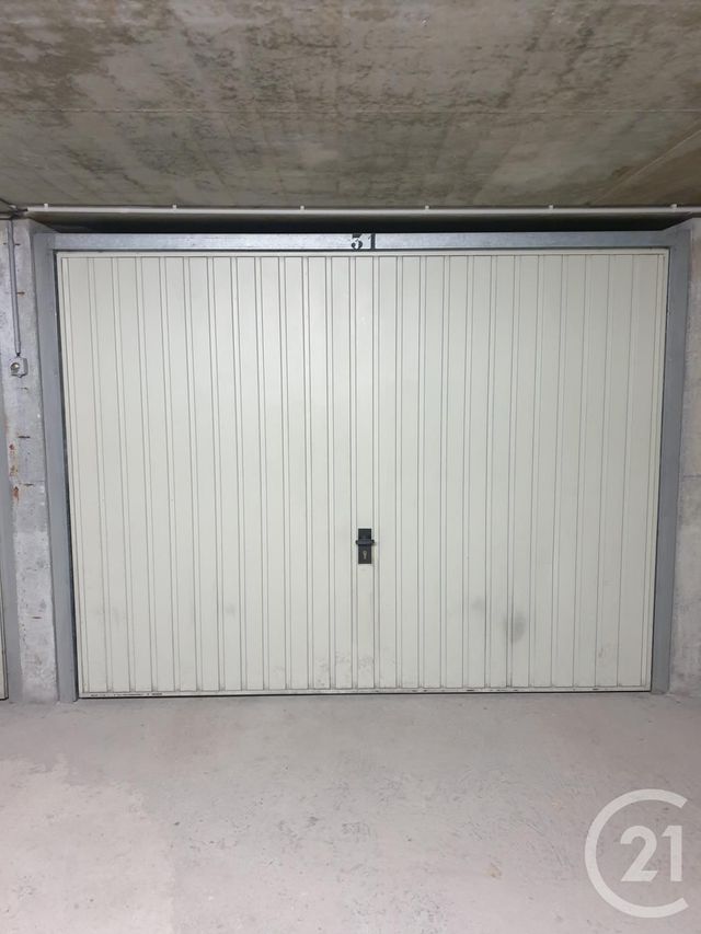 parking à louer - 13.5 m2 - RISOUL - 05 - PROVENCE-ALPES-COTE-D-AZUR - Century 21 S.L.P. Immobilier