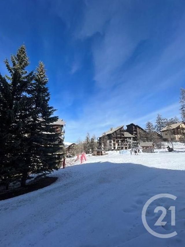 Appartement Studio Cabine à louer - 1 pièce - 25.0 m2 - RISOUL - 05 - PROVENCE-ALPES-COTE-D-AZUR - Century 21 S.L.P. Immobilier