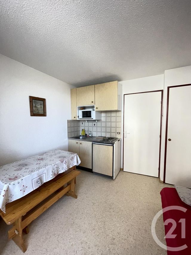 Appartement Studio à louer - 1 pièce - 18.0 m2 - RISOUL - 05 - PROVENCE-ALPES-COTE-D-AZUR - Century 21 S.L.P. Immobilier