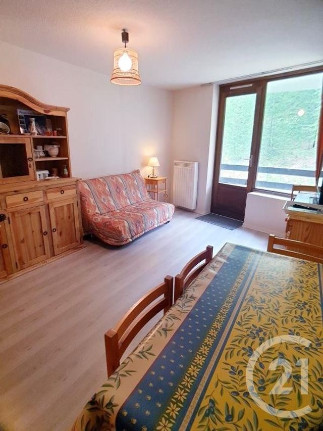 Appartement Studio à louer - 1 pièce - 25.0 m2 - RISOUL - 05 - PROVENCE-ALPES-COTE-D-AZUR - Century 21 S.L.P. Immobilier