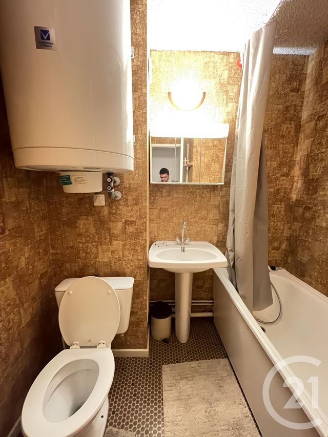 Appartement Studio Cabine à louer - 1 pièce - 28.0 m2 - RISOUL - 05 - PROVENCE-ALPES-COTE-D-AZUR - Century 21 S.L.P. Immobilier