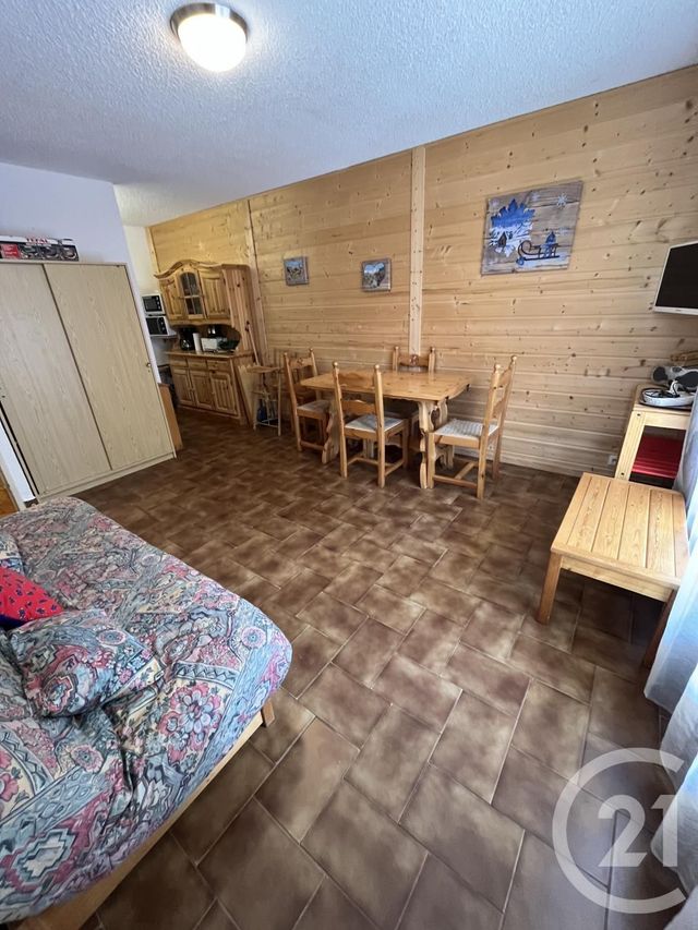 Appartement F2 à louer - 2 pièces - 35.0 m2 - RISOUL - 05 - PROVENCE-ALPES-COTE-D-AZUR - Century 21 S.L.P. Immobilier