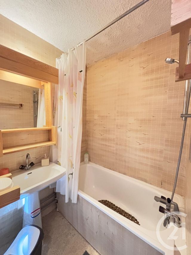 Appartement Studio Cabine à vendre - 1 pièce - 25.0 m2 - RISOUL - 05 - PROVENCE-ALPES-COTE-D-AZUR - Century 21 S.L.P. Immobilier