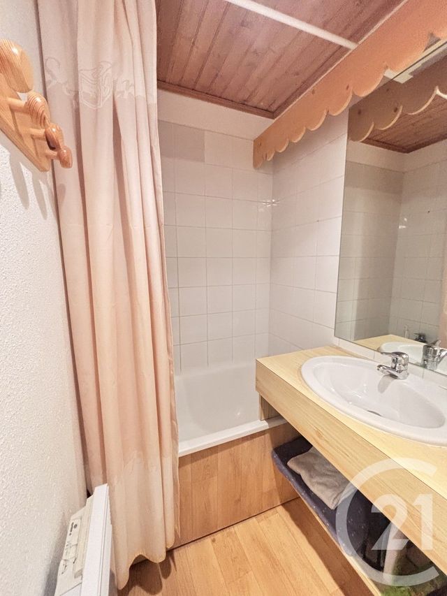 Appartement Studio cabine à vendre - 2 pièces - 26.0 m2 - RISOUL - 05 - PROVENCE-ALPES-COTE-D-AZUR - Century 21 S.L.P. Immobilier