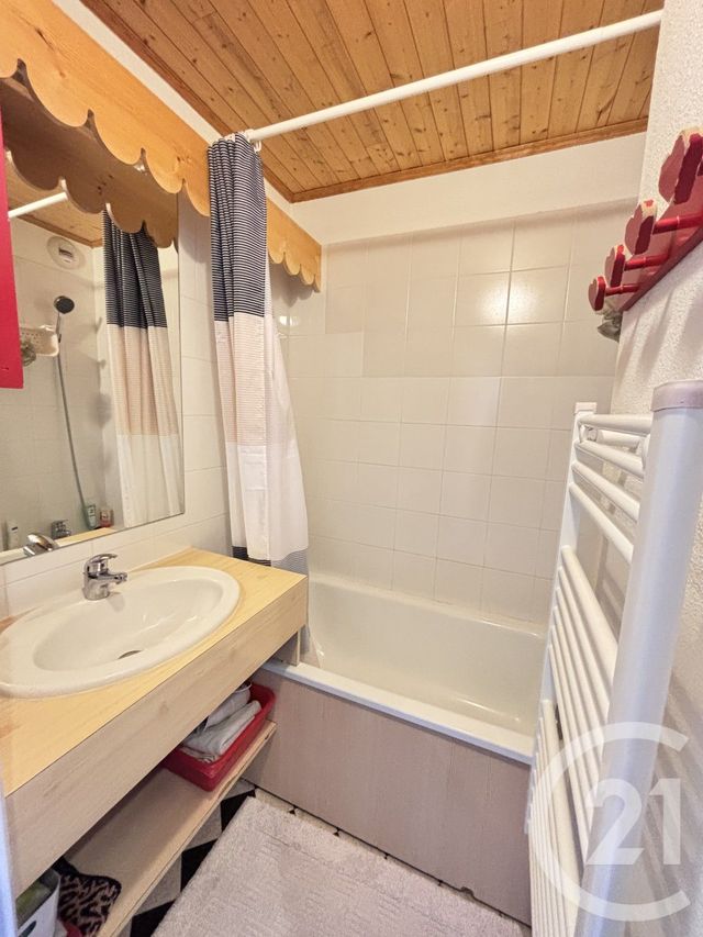 Appartement T2 à vendre - 2 pièces - 25.9 m2 - RISOUL - 05 - PROVENCE-ALPES-COTE-D-AZUR - Century 21 S.L.P. Immobilier