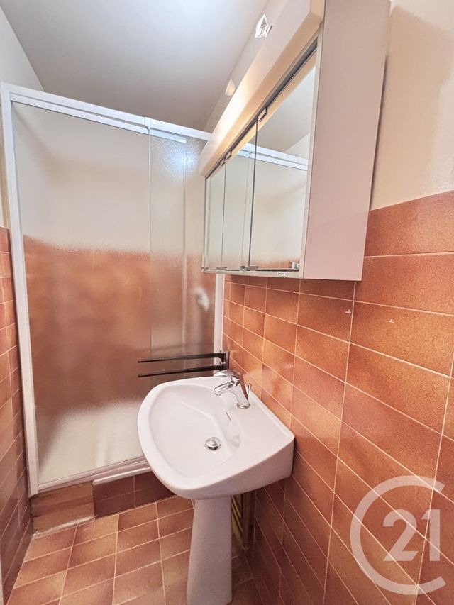 Appartement T2 à vendre - 2 pièces - 53.93 m2 - RISOUL - 05 - PROVENCE-ALPES-COTE-D-AZUR - Century 21 S.L.P. Immobilier