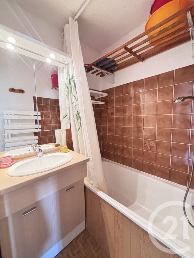 Appartement Studio à vendre - 1 pièce - 23.29 m2 - RISOUL - 05 - PROVENCE-ALPES-COTE-D-AZUR - Century 21 S.L.P. Immobilier