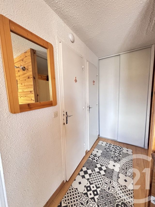 Appartement Studio à vendre - 1 pièce - 22.0 m2 - RISOUL - 05 - PROVENCE-ALPES-COTE-D-AZUR - Century 21 S.L.P. Immobilier